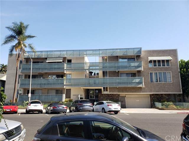 528 Cedar Avenue - Photo 1