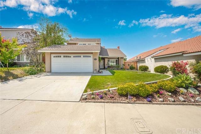 242 Echo Canyon Place - Photo 1