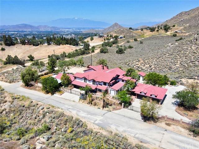 20510 Hill Top Drive - Photo 1