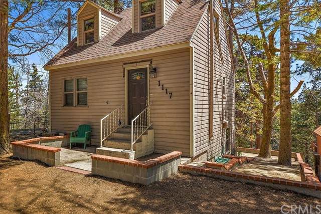1117 Hazel Pl - Photo 1