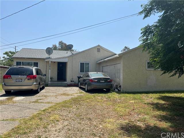 17879 Seville Avenue - Photo 1