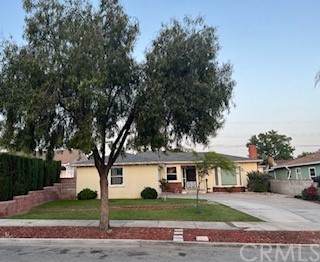 1908 Singingwood Avenue - Photo 1