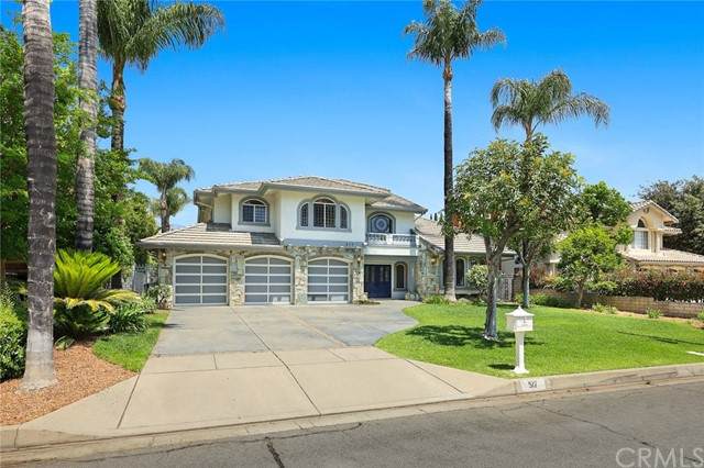 517 Walnut Avenue - Photo 1