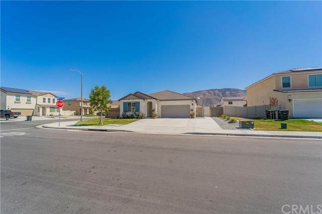 1547 Noblewood Drive - Photo 1