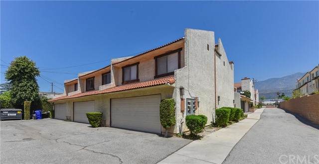 938 Huntington Drive - Photo 1