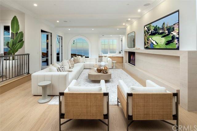 38 Pelican Crest Drive - Photo 1
