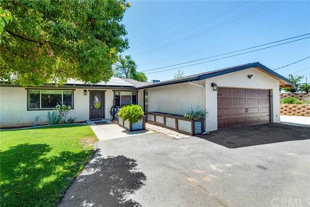 856 Sunset Drive - Photo 1