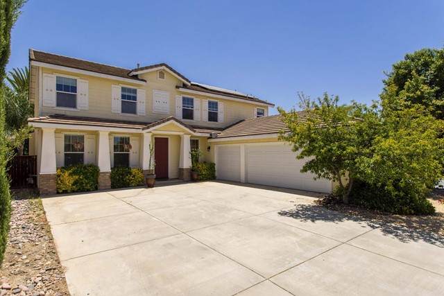 31746 Palomar - Photo 1
