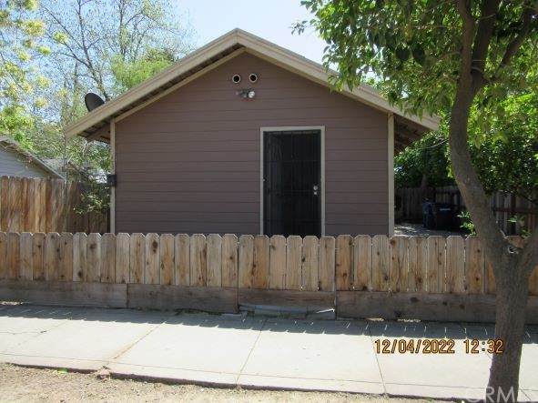 420 E Street - Photo 1