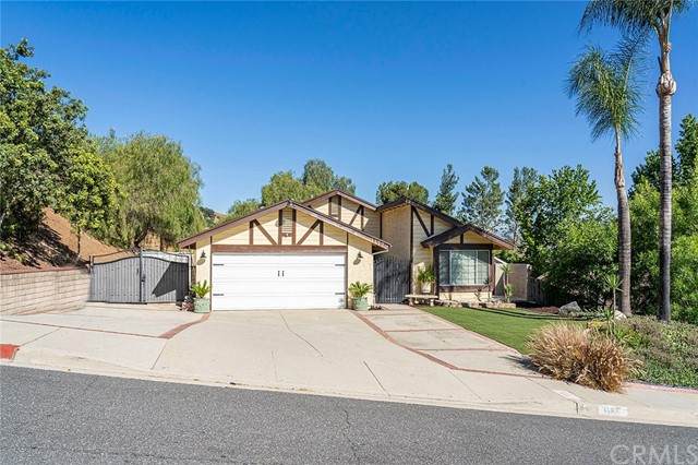 1177 Blue Grass Place - Photo 1
