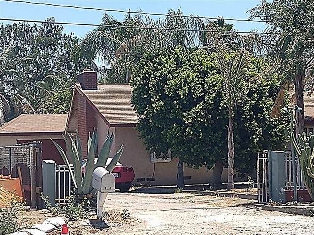 11209 Cypress Avenue - Photo 1