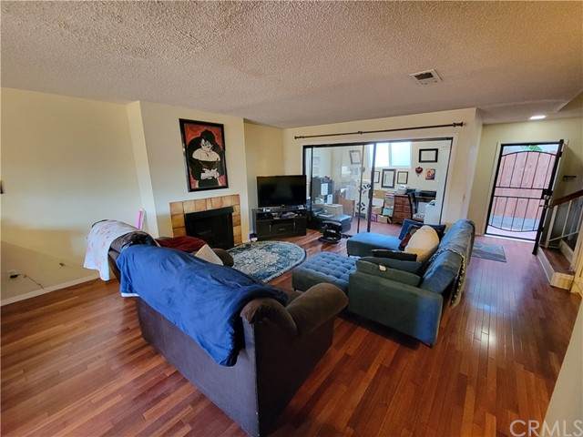527 Pomelo Avenue - Photo 1