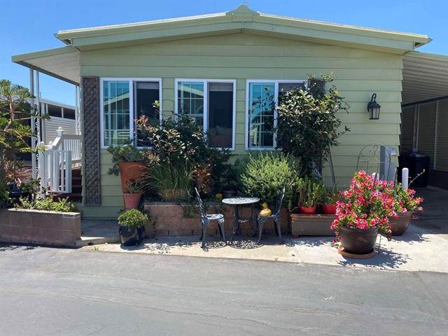 45 Hummingbird Lane - Photo 1