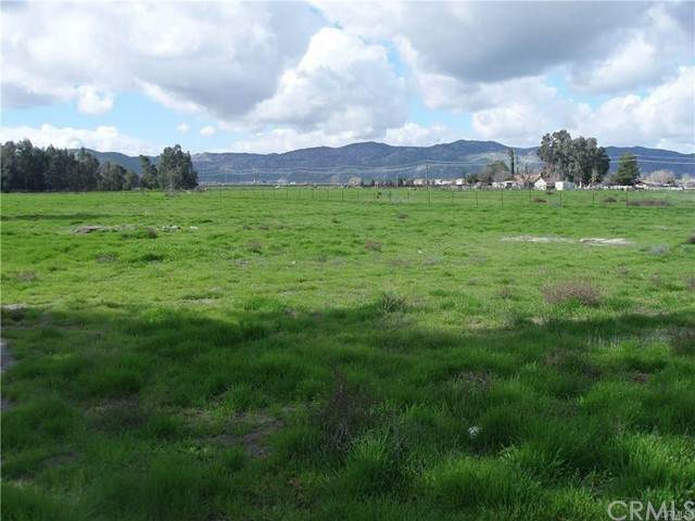 1545 Ramona - Photo 1