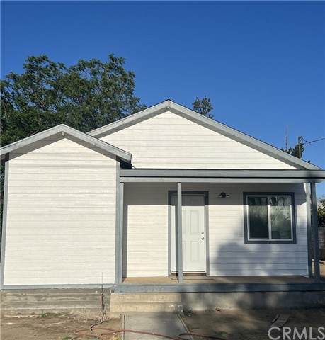 1012 6th Street - Photo 1
