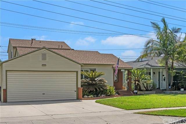 3842 Stevely Avenue - Photo 1