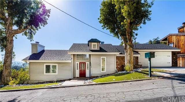 714 Cavanagh Road - Photo 1