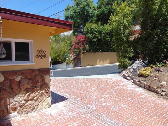 4911 Onteora Way - Photo 1
