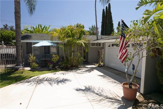 2528 Pearson Avenue - Photo 1