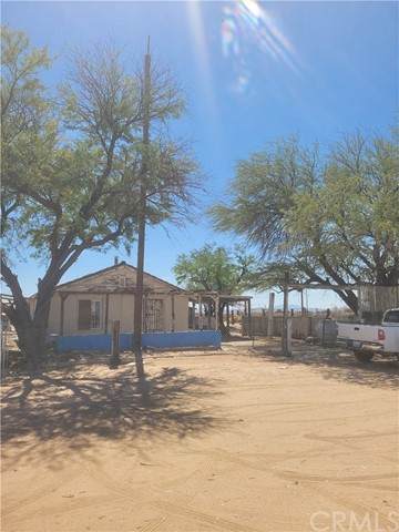 21284 Santa Fe Avenue - Photo 1