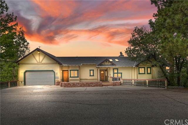 832 Menlo Drive - Photo 1