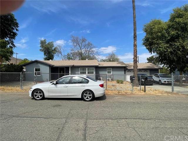 26261 Melba Avenue - Photo 1