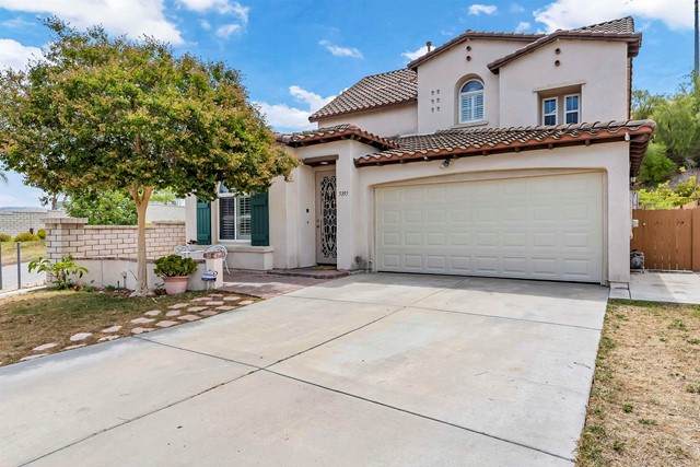 5353 Topsail Drive - Photo 1