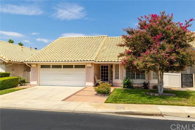 5043 Riviera Avenue - Photo 1