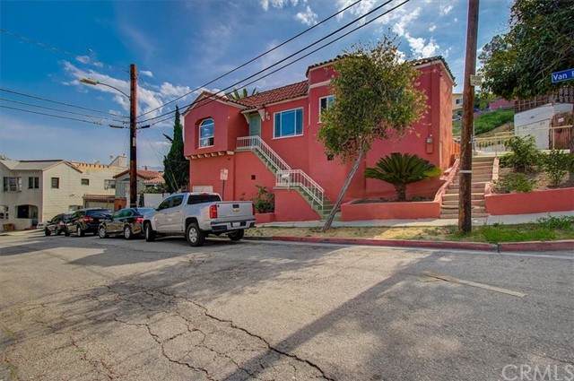 1336 Van Pelt Avenue - Photo 1