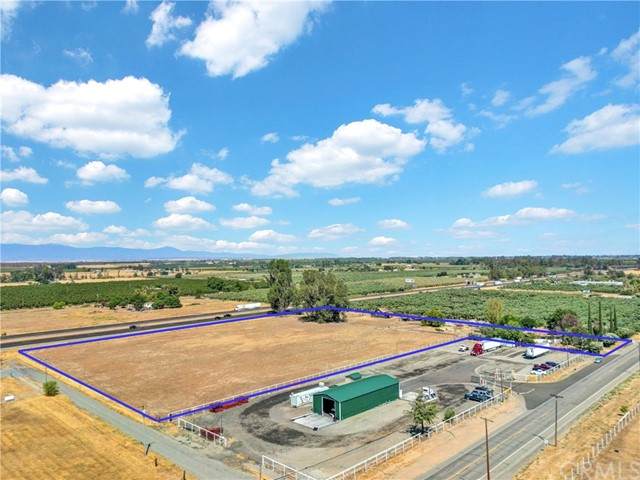 3175 S. Hwy 99 W. - Photo 1