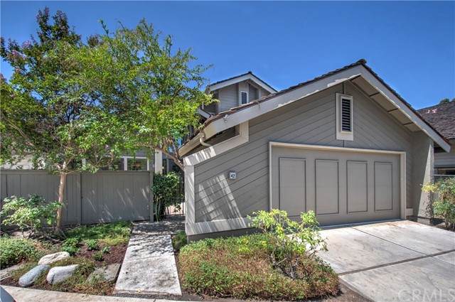 42 Pinewood - Photo 1