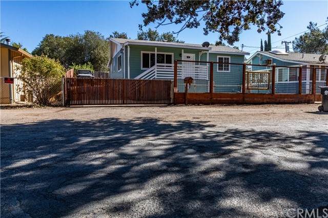 14955 Hillcrest Avenue - Photo 1