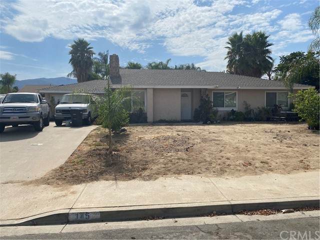145 Woodlake Street - Photo 1