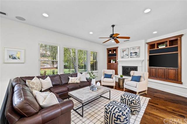 18646 Topanga Canyon Rd - Photo 1