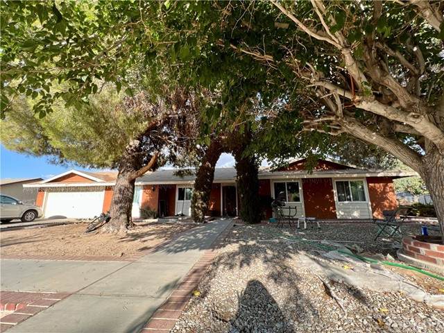 10373 Oakwood Avenue - Photo 1