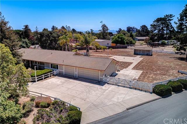 1441 Country Hill Road - Photo 1