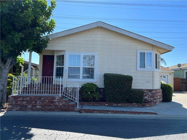 3595 Santa Fe Avenue - Photo 1