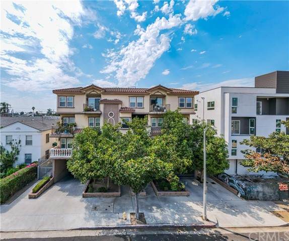 929 St Andrews Place - Photo 1
