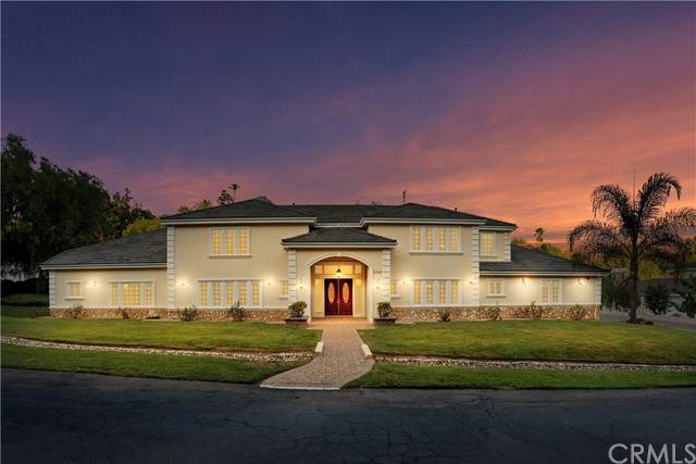 1209 Hiatt Street - Photo 1