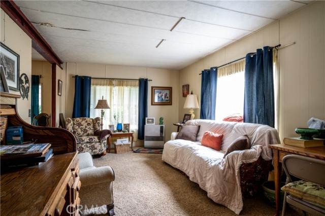 1425 Pitney Lane - Photo 1