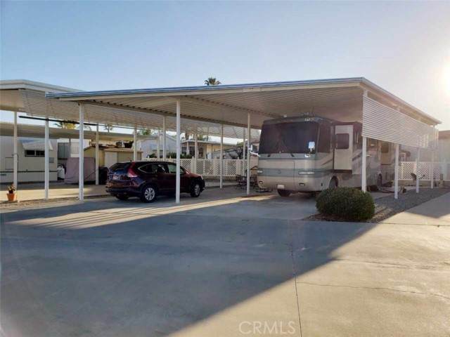 1295 Cawston - Photo 1