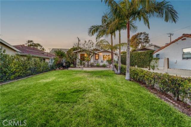 386 Holly Street - Photo 1