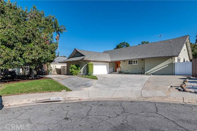 14015 Emory Drive - Photo 1