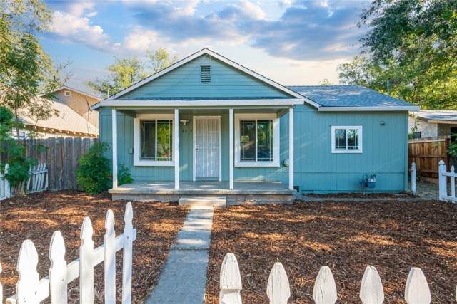 2215 Laurel Street - Photo 1