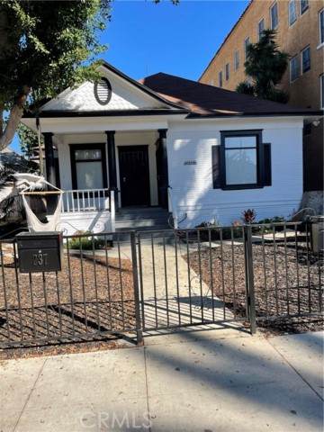 237 W 6th St - Photo 1