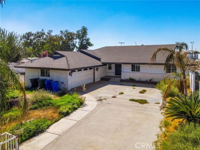 10566 Calabash Avenue - Photo 1
