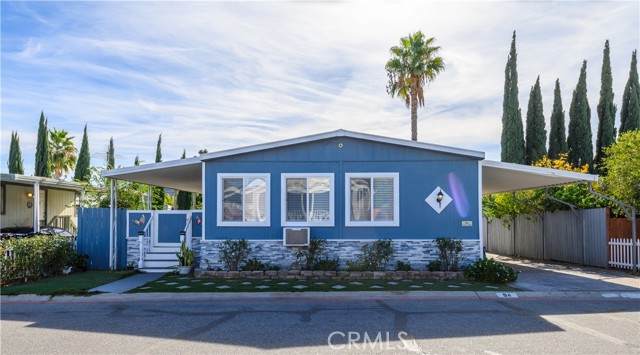 3883 Buchanan - Photo 1