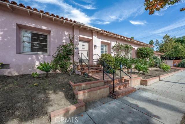 201 Stocker Street - Photo 1