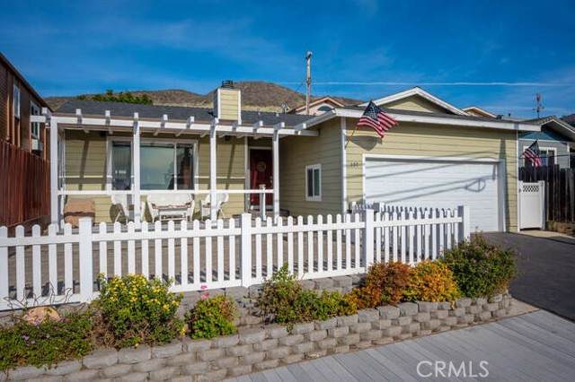 537 S. Ocean Avenue - Photo 1