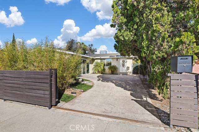 435 Markton Street - Photo 1